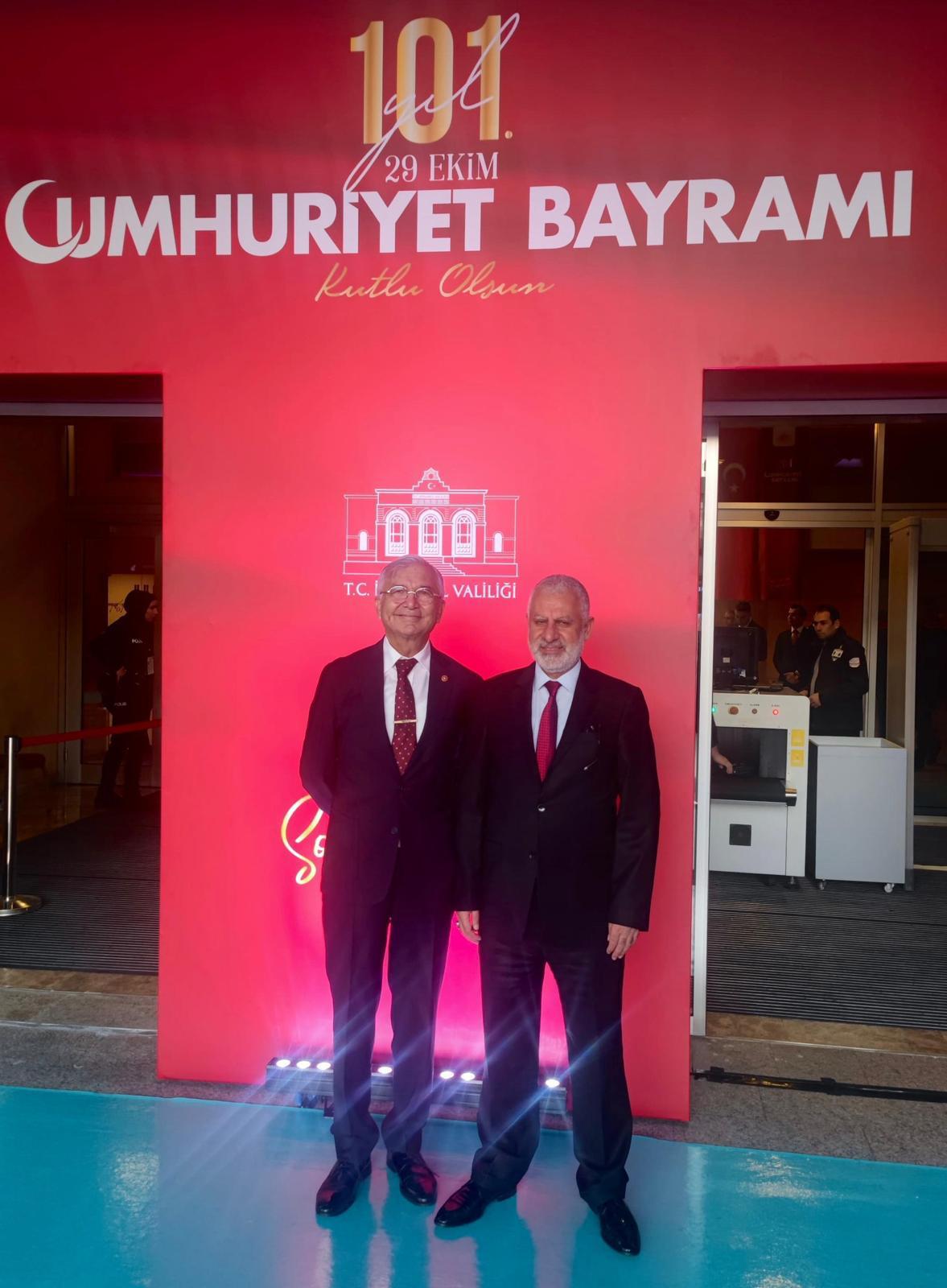 Sayın Valimiz Davut Gül‘ün Cumhuriyet Resepsiyonuna katılım sağladık.